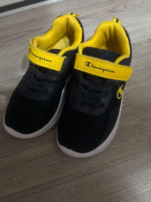 Оригинални маратонки да момче