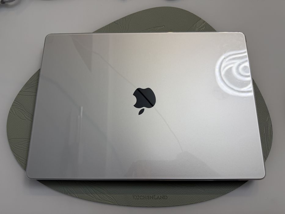 Macbook Pro 16 M2 1TB