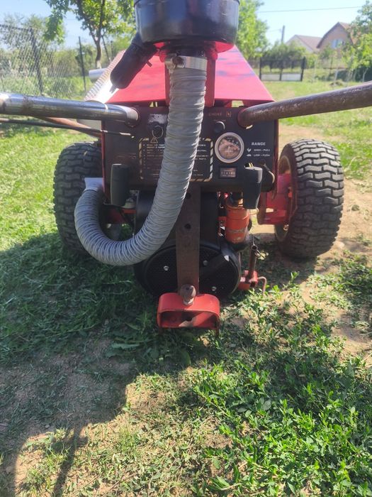 Vând motocultor Gravely 5665 COMMERCIAL
