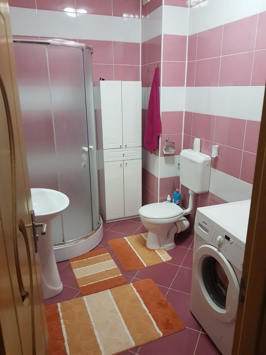 Inchiriez apartament Ared-UTA