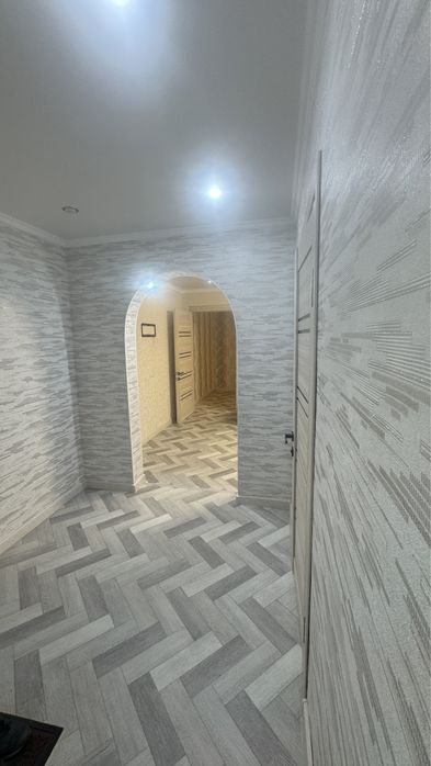 Продам трёхкомнатную квартиру с ремонтом