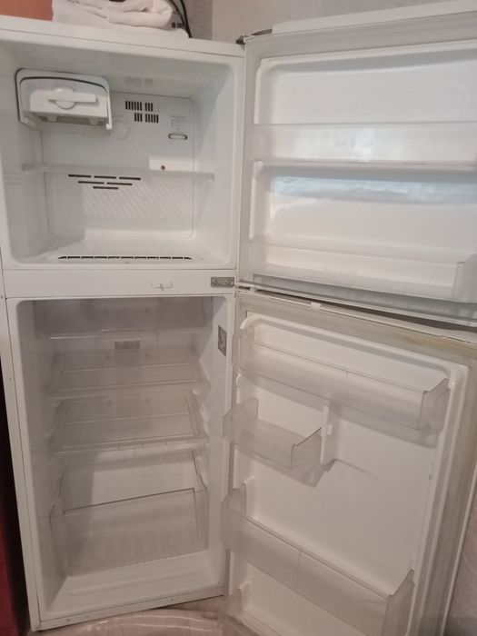 Продается холодильники