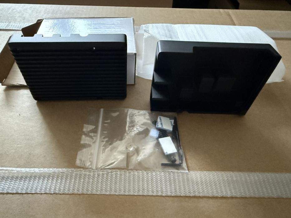 Carcasă aluminiu Raspberry Pi 4 – Nouă, Sigilată