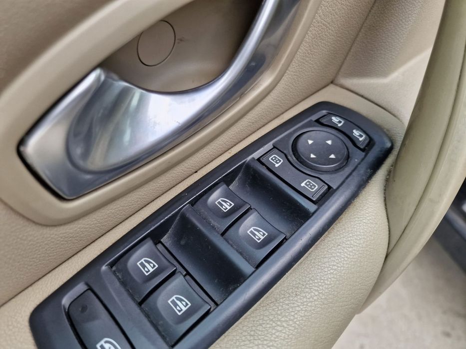 Usa Fata Spate Stanga Dreapta Renault Laguna 2008 Berlina Negru