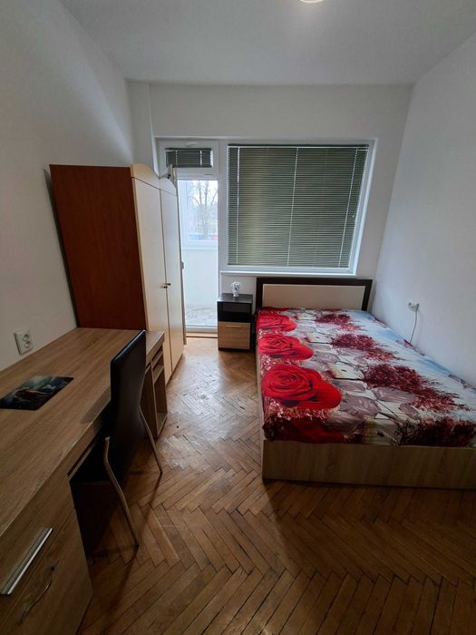 Дава се под наем Двустаен апартамент в Добрич, Център - 55 кв.м за 348.84 € - Снимка #4