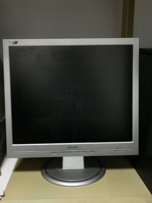 Монитор Philips 170B - 17 инча