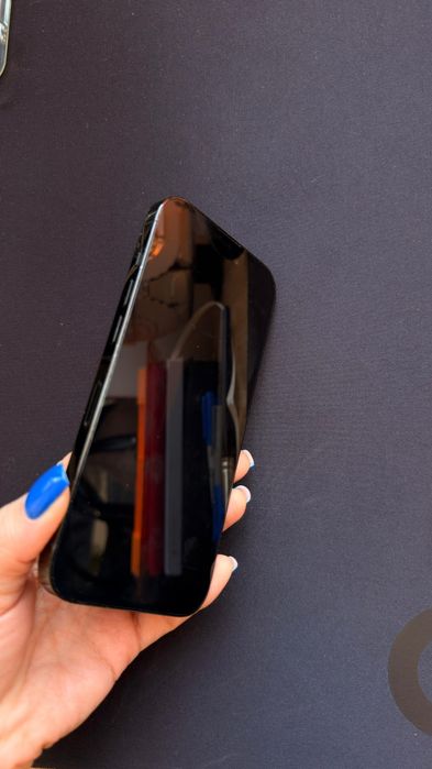 iPhone 14 pro + 2 калъфа