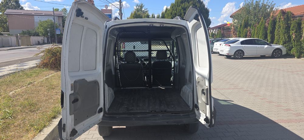 RENAULT Kangoo 2004 — imagine 4