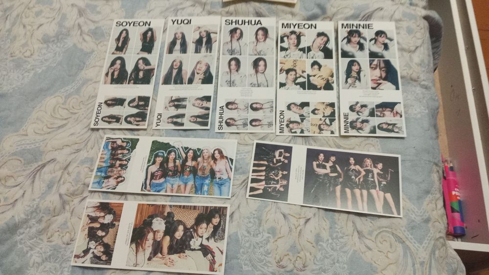 Карточки K-pop группами