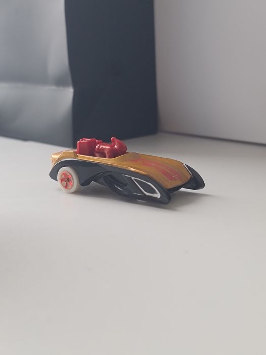 Продаю Машинки Хотвилс