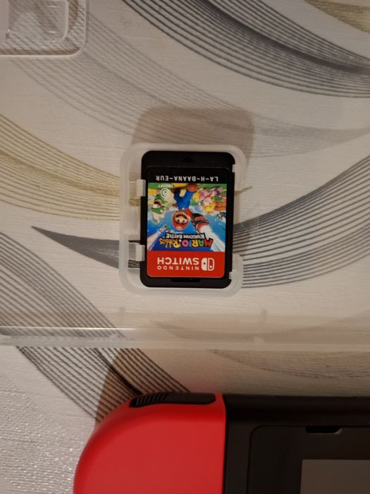 Vand Nintendo Swich + accesorii