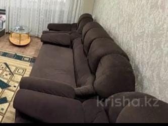 Продам тройку и кух гарнитур