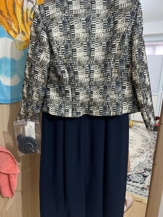 двойка костю новая 48