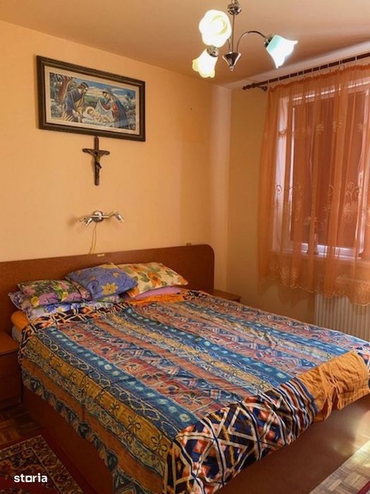 Apartament 2 camere semidecomandat zona Luptei