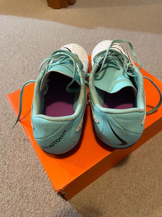 Бутонки Nike phantom