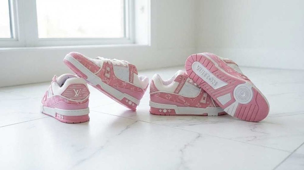 Adidasi LV Trainers Roz - Sneakersi Fete Premium - Full Box
