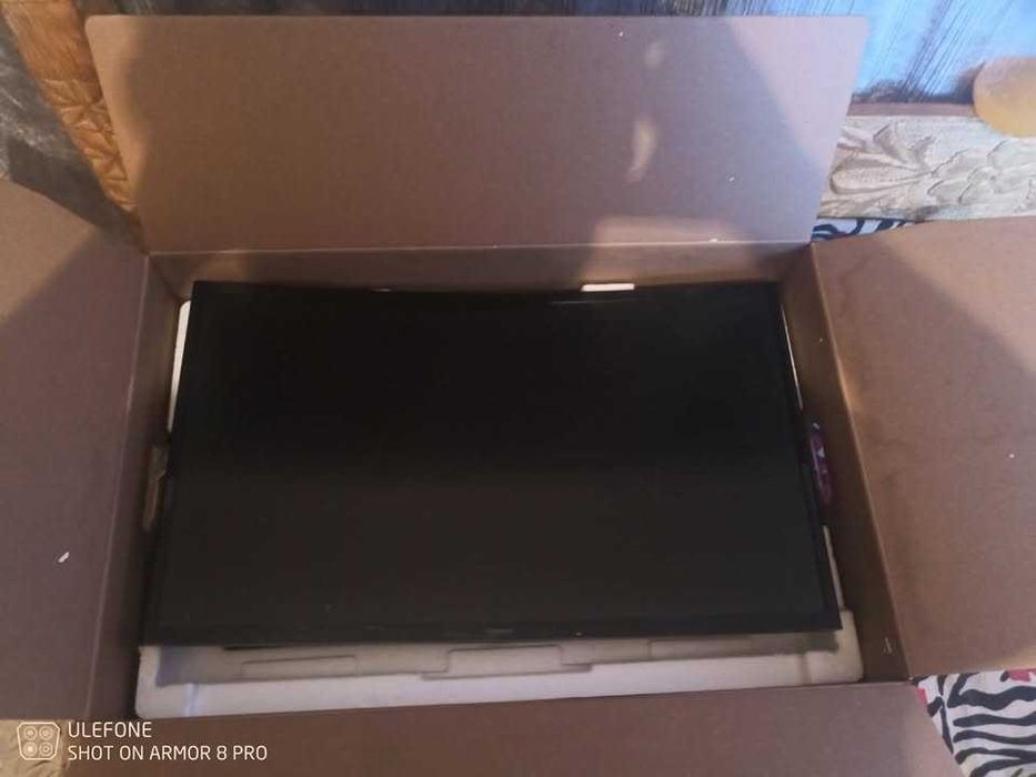 Vand Monitor Samsung 27 Inchi Curbat