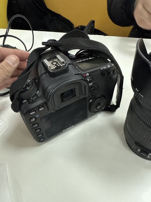 Фотоаппарат сатылады срочно