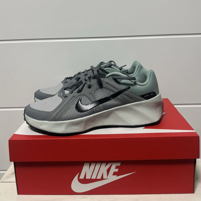 M Nike Metro Tek обувки