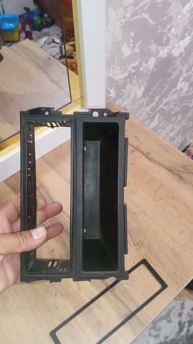 Mafon achkisi va ramkasi