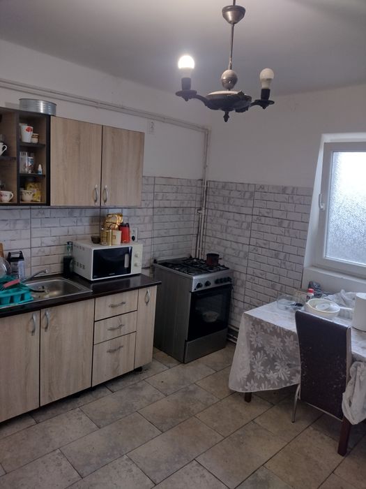 Casă Tărtășești aproape de București la preț de apartament