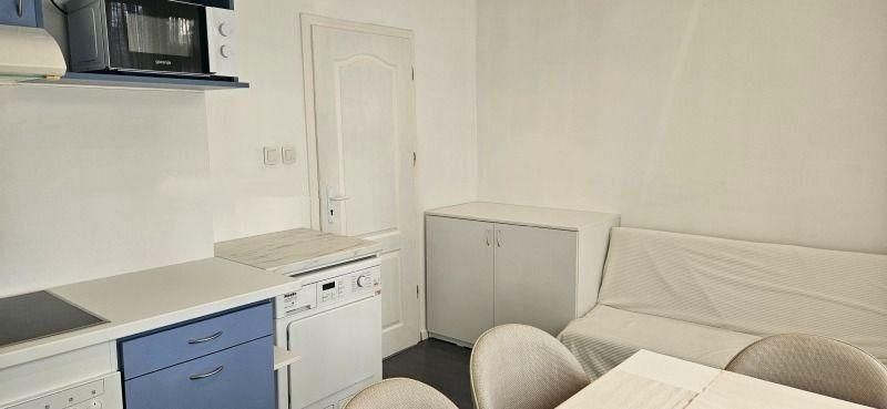 Дава се под наем Двустаен апартамент в София, Света Троица - 55 кв.м за 548.25 € - Снимка #8