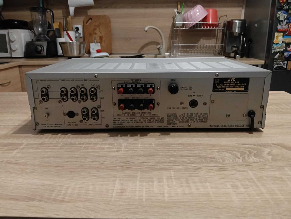 Усилвател JVC AX4