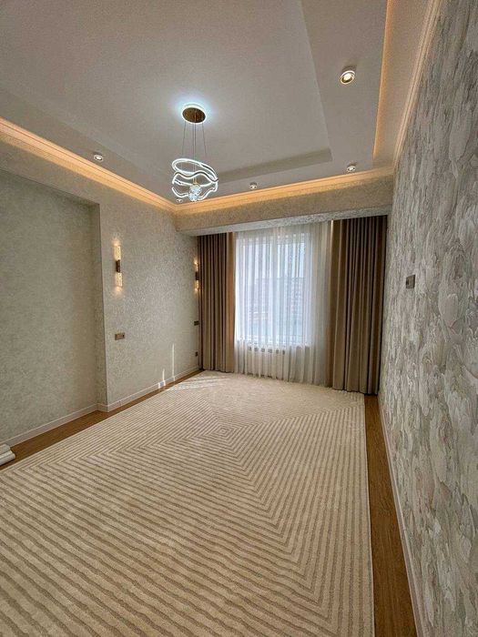 СРОЧНО ! Продается квартира в Яшнабаде 2/5/10 (72 кв/м) ЖК Aviasozlar