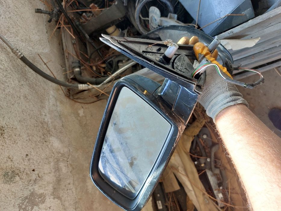 Странично огледало Бмв е60 520д 177кс е61 bmw e60 e61 520d n47