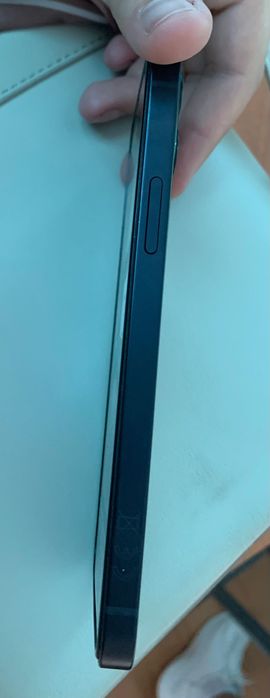 iPhone 12 с гарантией