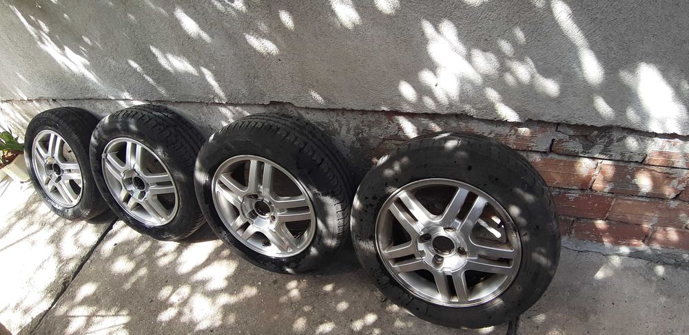 Джанти 15 цола -Форд