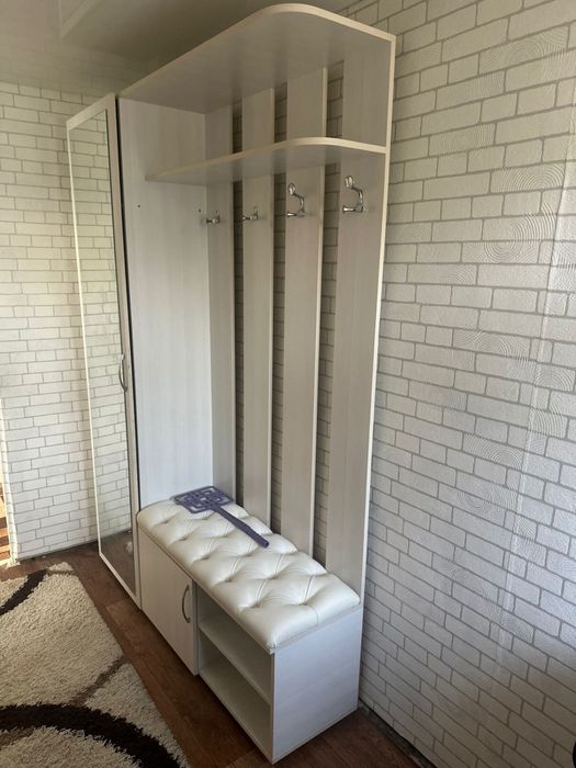 Шкаф для прихожей