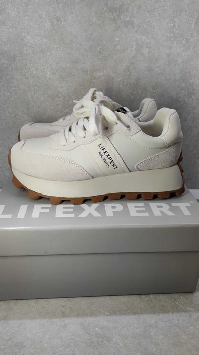 Дамски маратонки тип офис