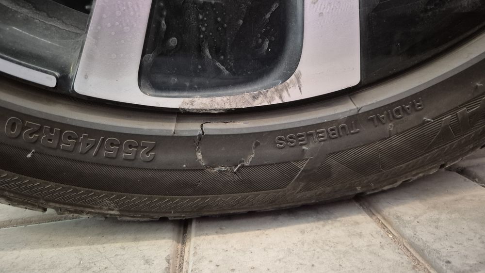 Шины покрышки Bearway 255/45R20