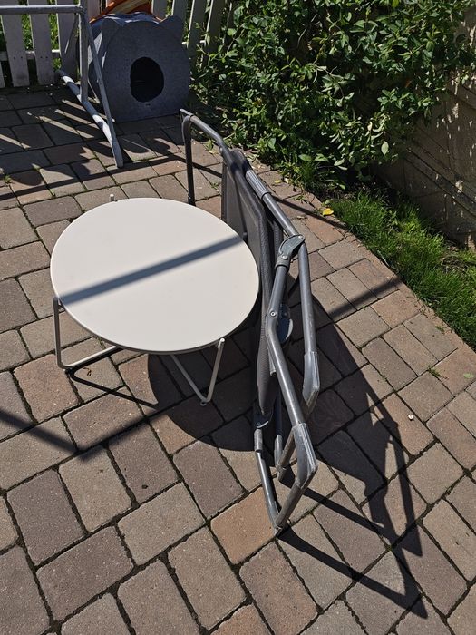 Seslong mobil și măsuță ptr balcon, gradina