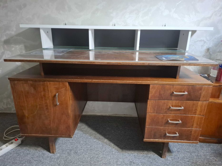 Бюро дървено, много качествено