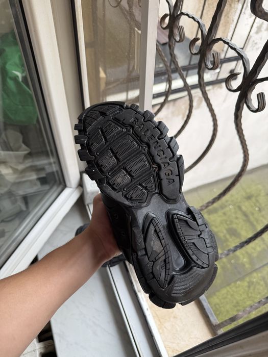 Balenciaga Track 43 noi