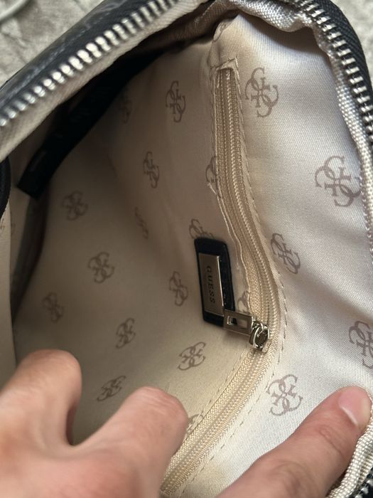 Продам барсетку guess люкс