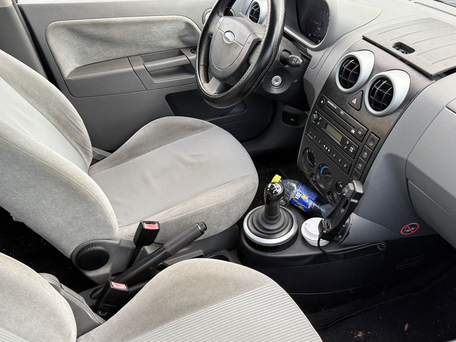 FORD Fusion 2004 — imagine 4