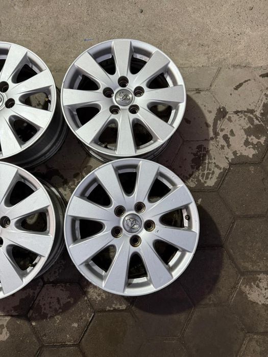 Диски R16 от Toyota camry 40