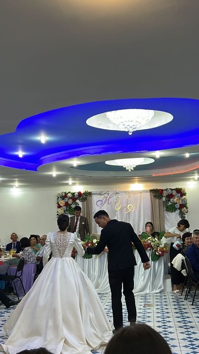 Свадебное платье