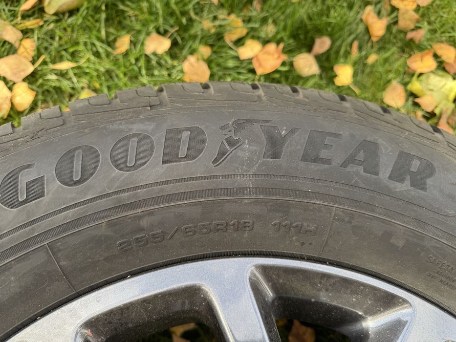 Roti complete Ford Ranger -anvelope iarna Good Year si  jante orig.