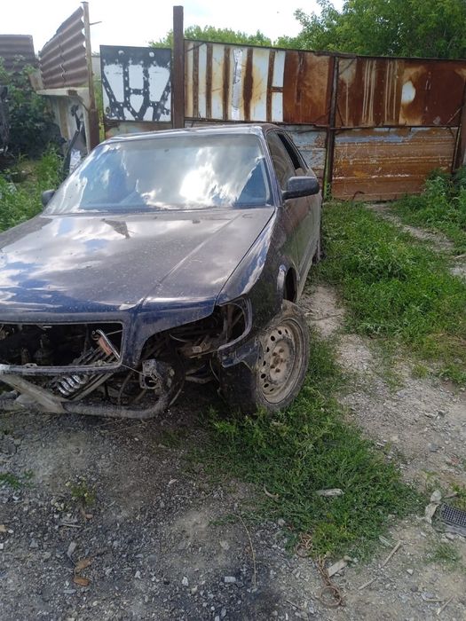 Ауди 100С4 на разбор