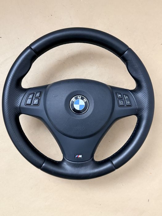 Бмв М волан bmw e84 e87 e90 e91 e92 e93