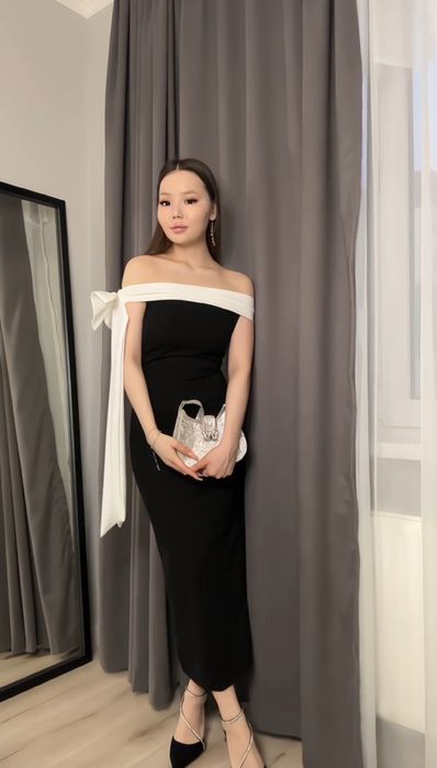 Платье вечернее черное