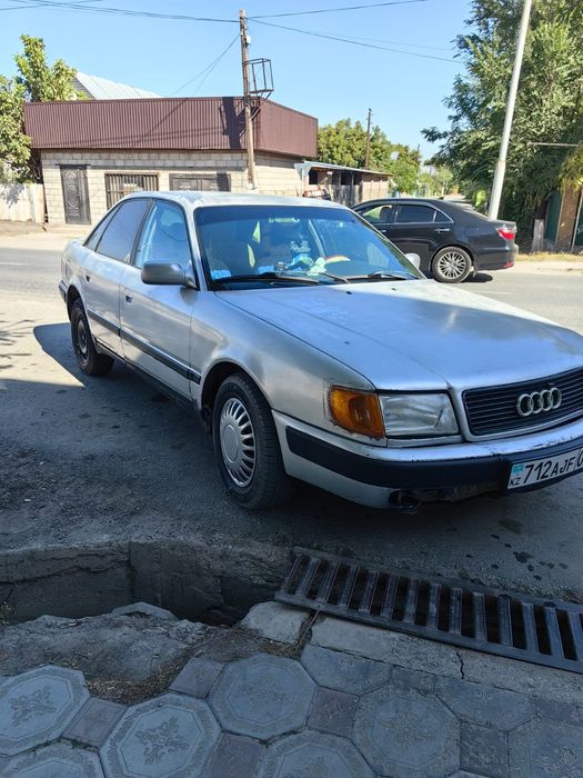 Продам Ауди 100 С4