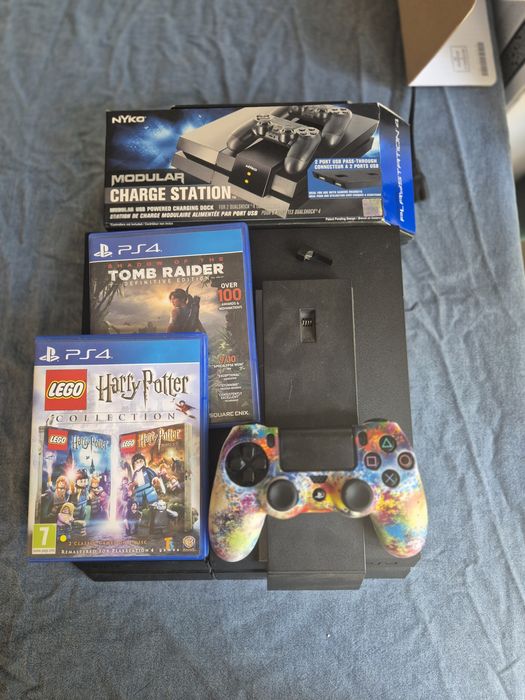 Ps4 fat 1 TB с 2 игри и 1 dualshock 4 v1