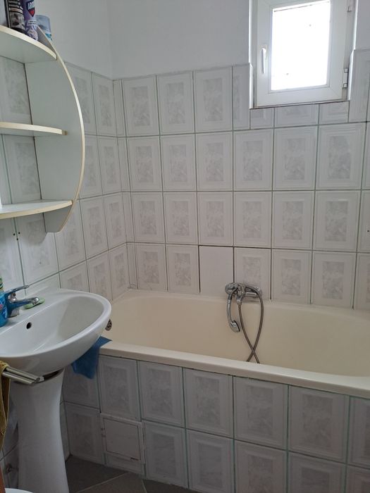 Vând garsonieră Oradea