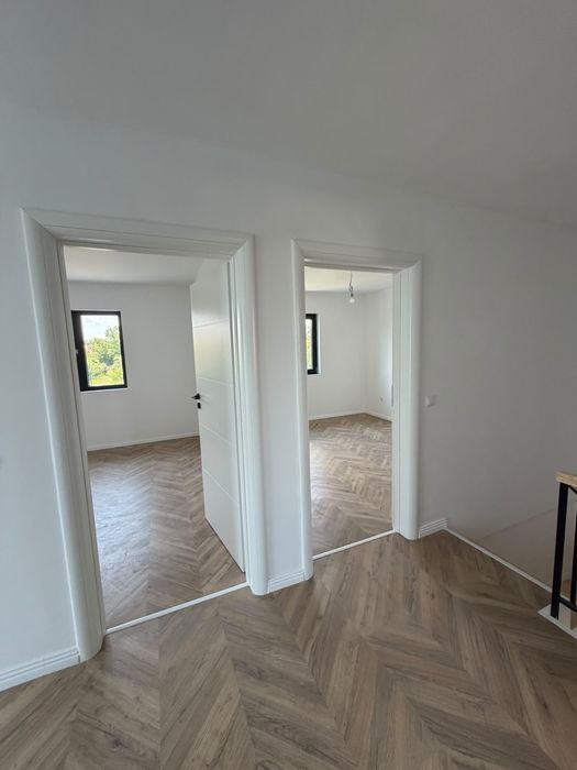 Casa de vanzare in Domnesti