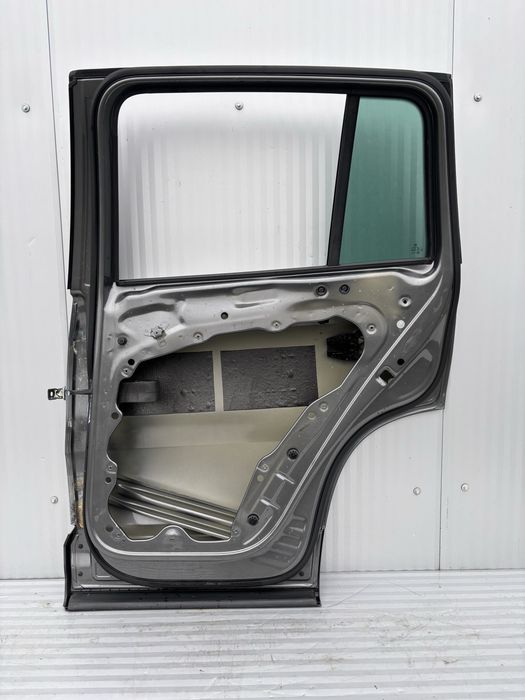 Usa dr spate vw Tiguan 5N Facelift cod de culoare LD7R 2012-2015